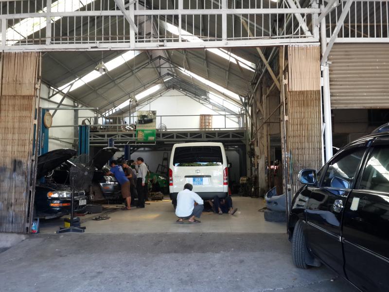 Garage Hồng Lợi