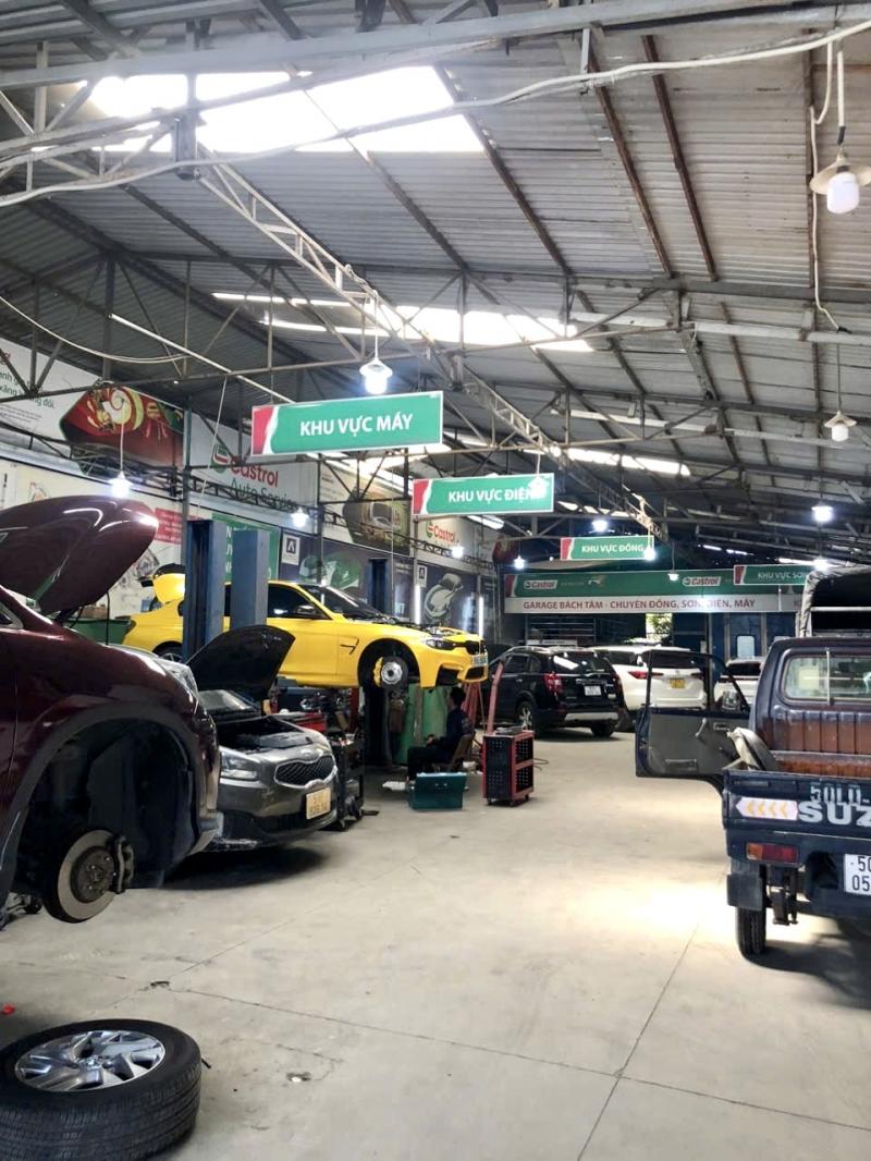 Garage Ô Tô Bách Tâm