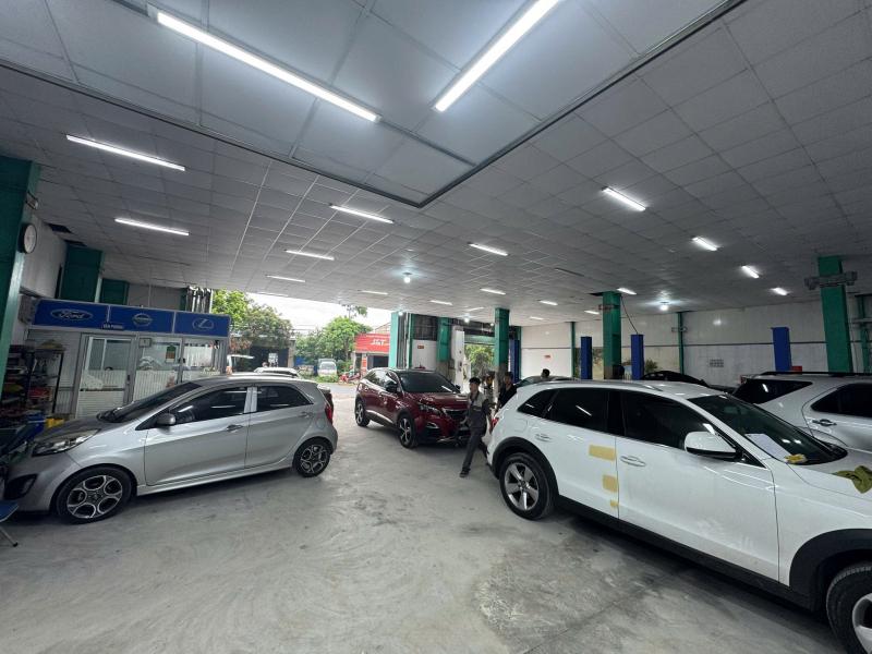 Garage Ô Tô Hùng Thuỷ - Hùng Thuỷ Auto