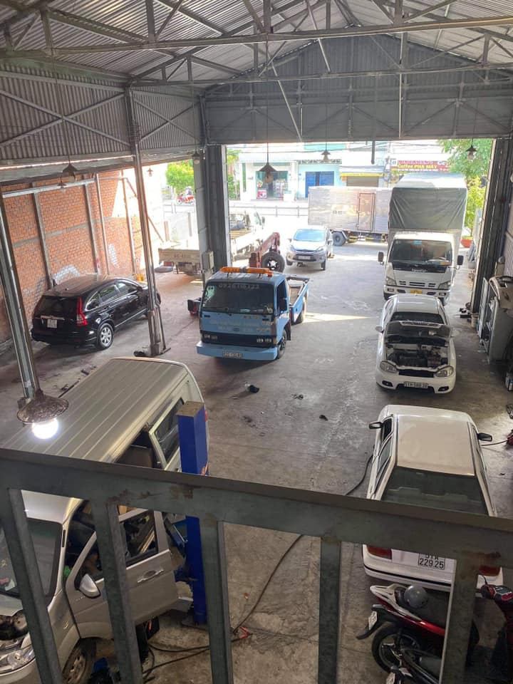 Garage Ôtô Phú