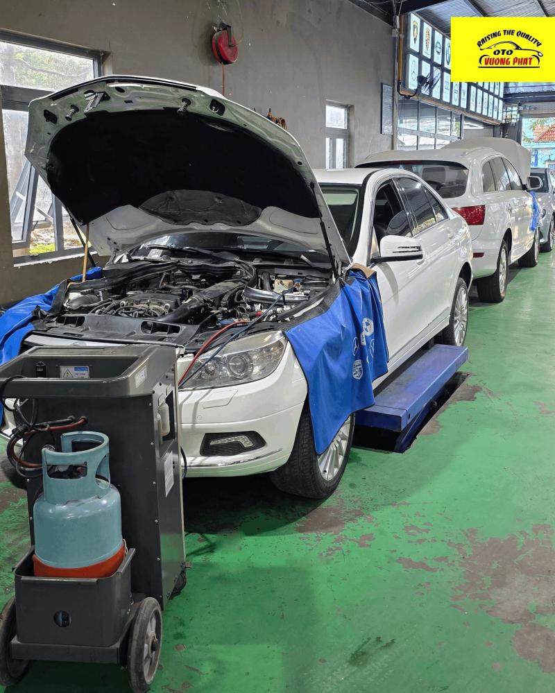 Garage Ô Tô Vương Phát