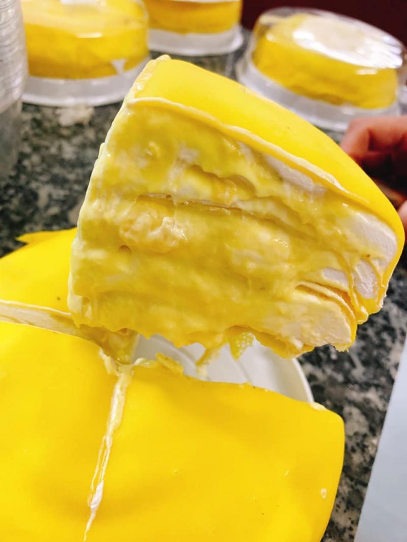 Gấu Gấu Bánh Crepe Sầu Riêng - Nguyễn Phúc Nguyên