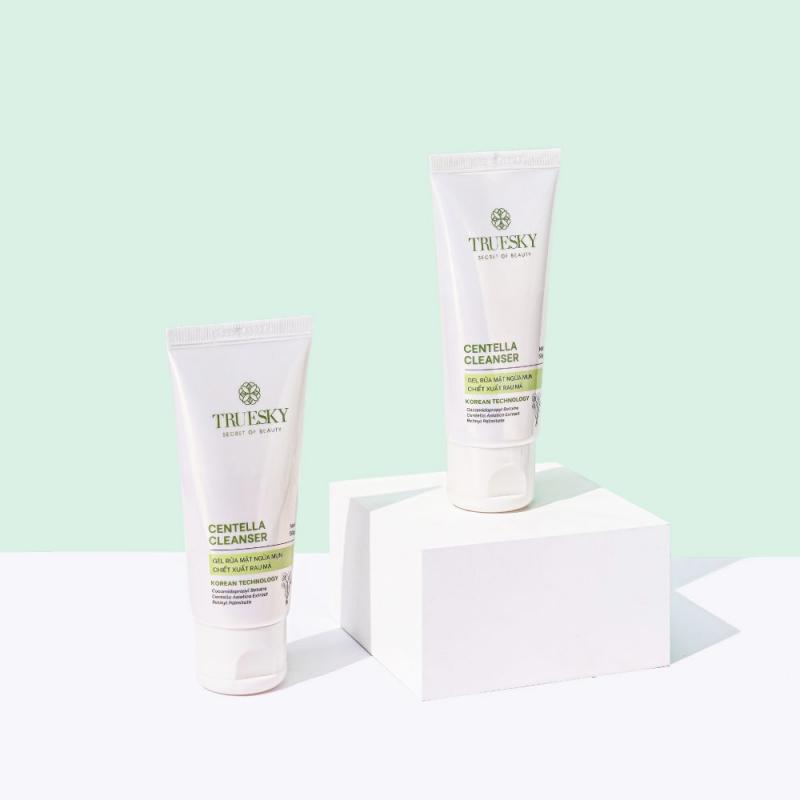 Gel rửa mặt ngăn ngừa mụn Truesky Centella Cleanser