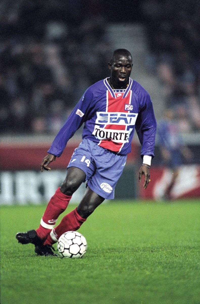 George WeahGeorge Weah đã được trao Giải Fair Play của FIFA năm 1996