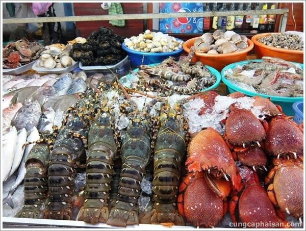 Mui Ne fresh seafood market