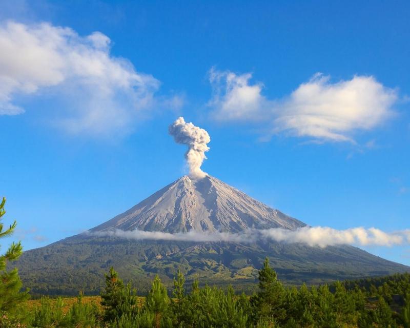 Ghé thăm núi lửa Merapi