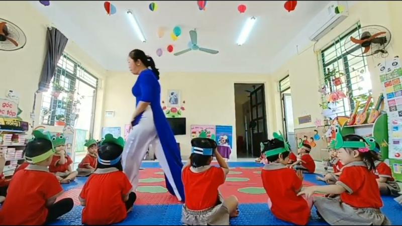 giáo án thơ Chia đồ chơi - mẫu 1