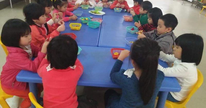 giáo án nặn đồ dùng trong gia đình - mẫu 1