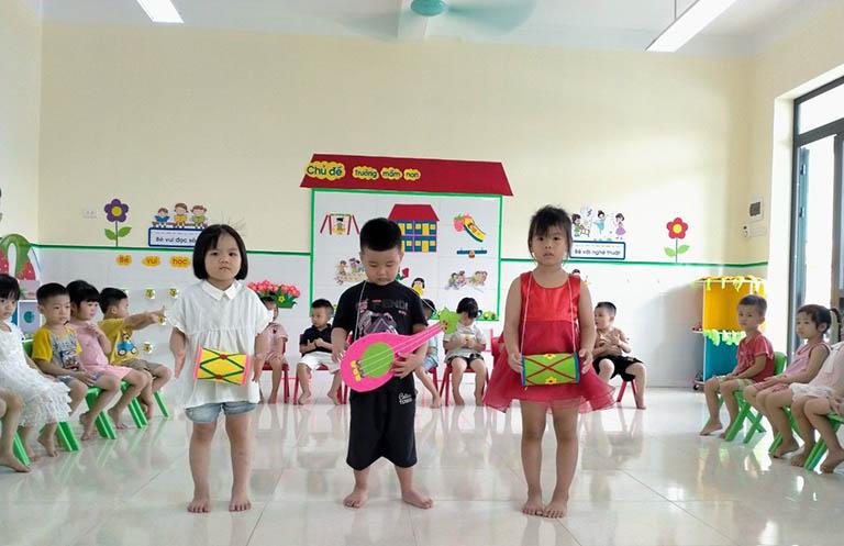 giáo án nghe hát mùa xuân ơi - mẫu 1