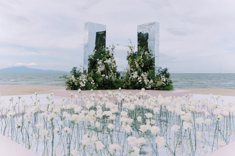 GIẤY Wedding Decoration