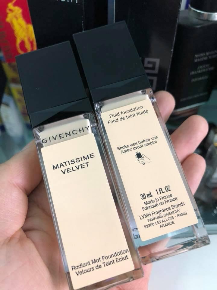 Kem nền Givenchy