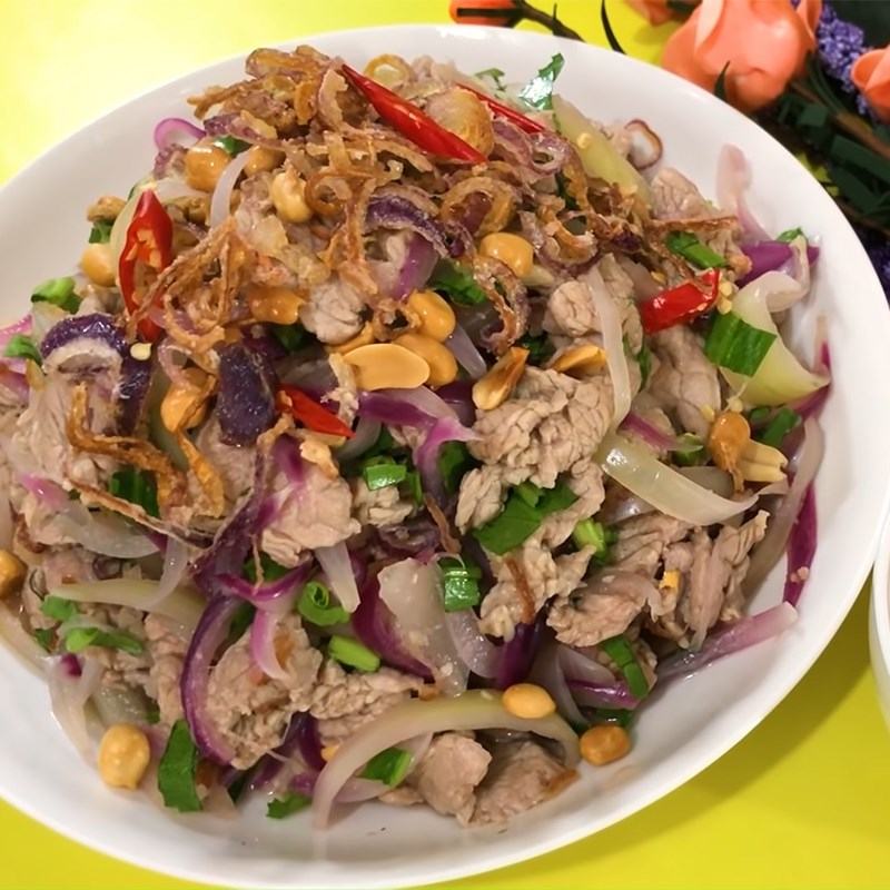 Gỏi bò hành tây