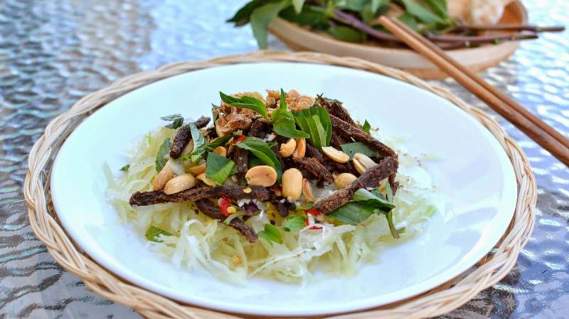 Gỏi bò khô