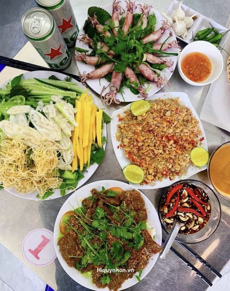 Gỏi Cá Mai Quỳnh Quyên