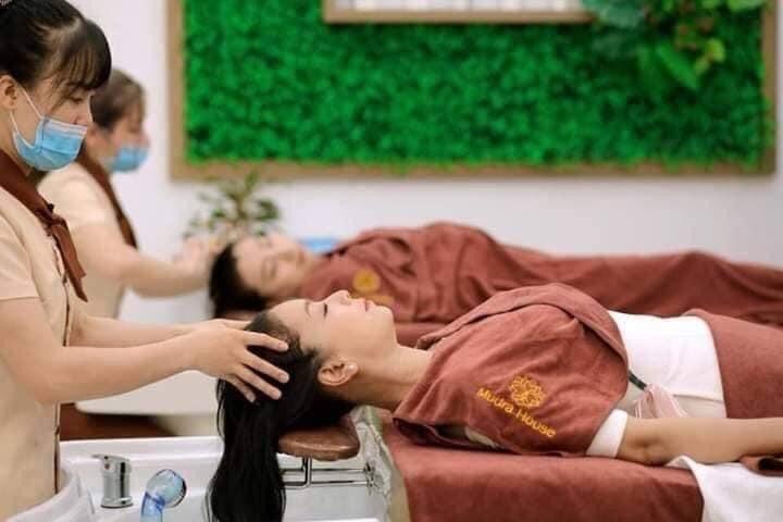 Gội đầu dưỡng sinh Mudra