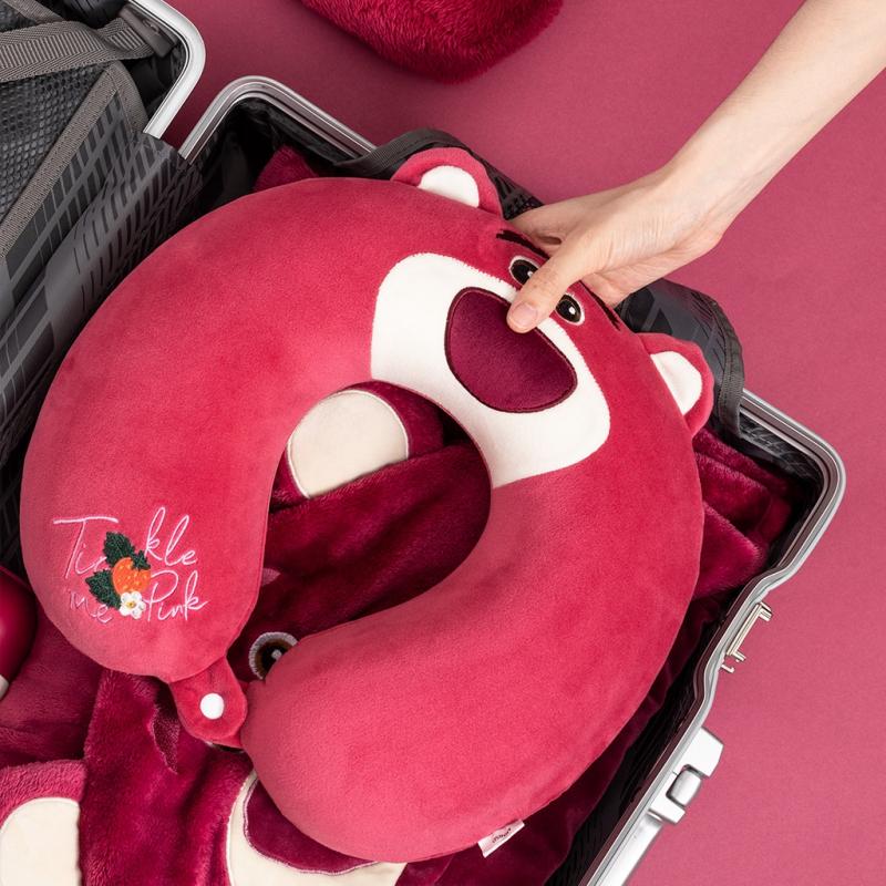 Gối kê cổ chữ U hình gấu Lotso Bear, gấu dây tây Toy Story Miniso mềm mại dễ thương