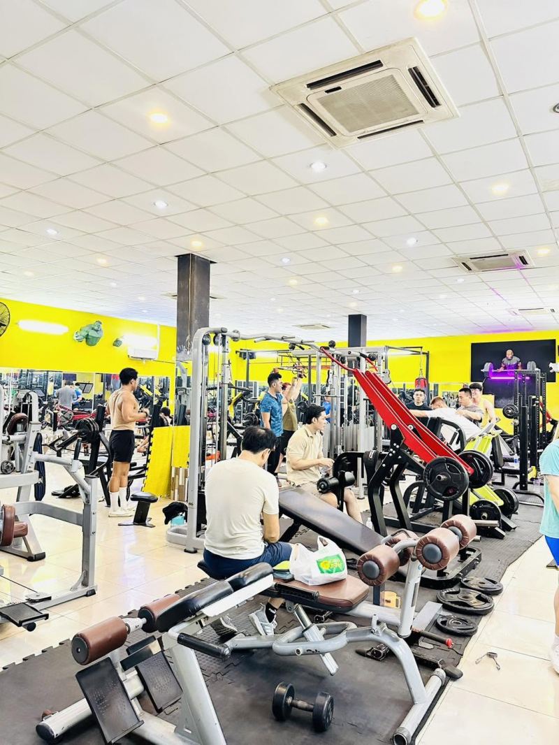 Gold Gym