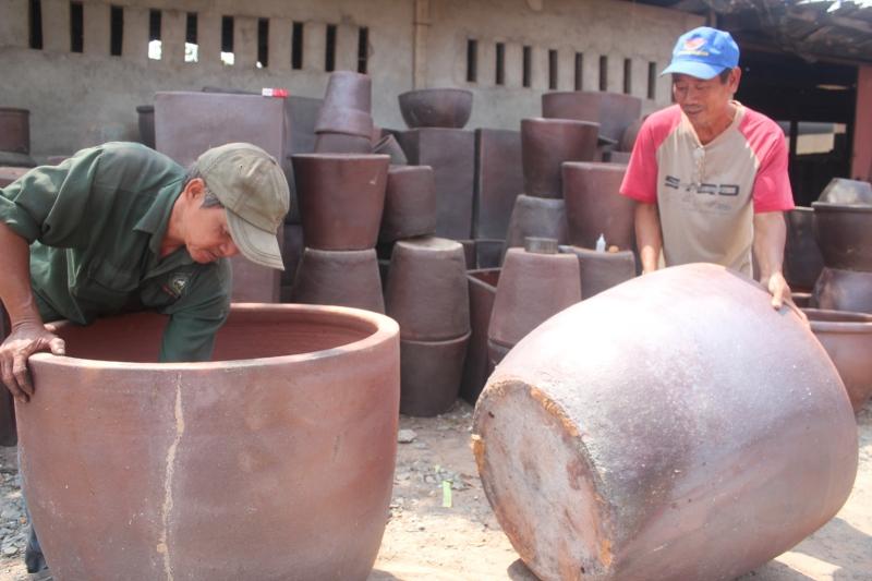 Sản phẩm gốm Tân Vạn