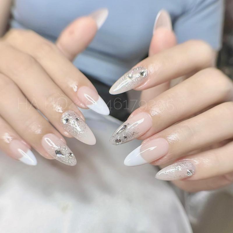 Hà Hồ Nail