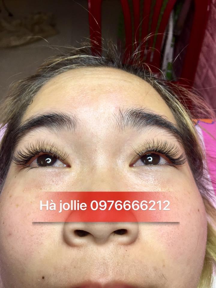 Hà Jollie Nối Mi