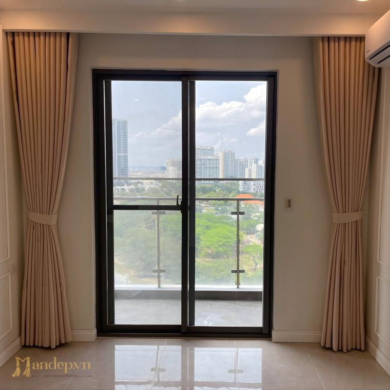 Ha Phuong Curtains & Bedding chuyên cung cấp các sản phẩm rèm cửa đa dạng về kiểu dáng, chất liệu và màu sắc