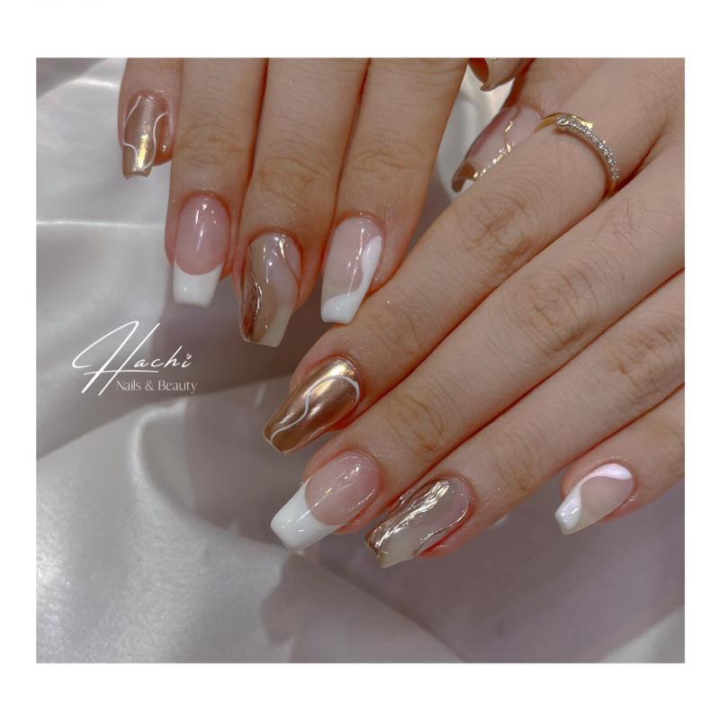 HACHI - Trendy Nails Art & Eyebrows Beauty