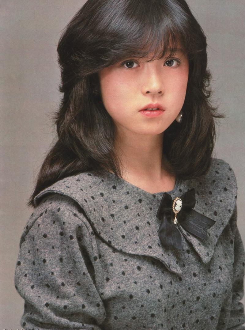 Akina Nakamori