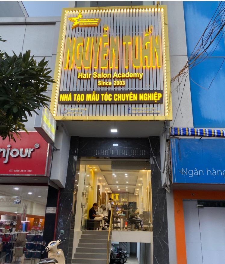 Hair Salon Nguyễn Tuấn