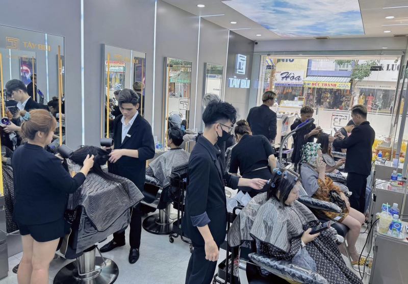 Hair Salon Tây Bùi