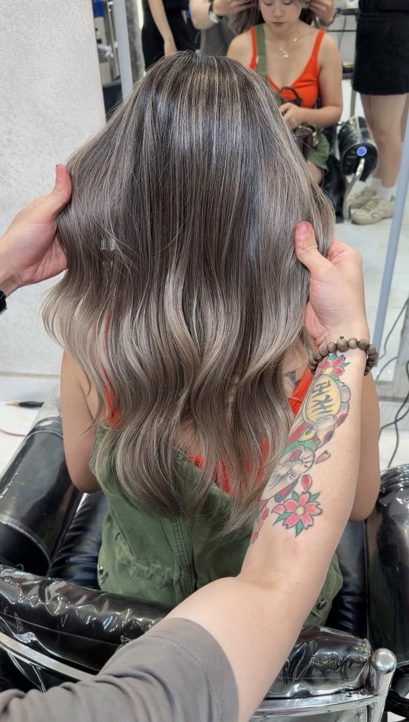 Hair Salon Trịnh Saser