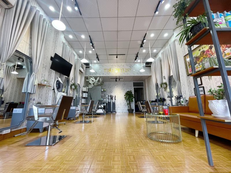 Hair Salon Tuấn Stylis