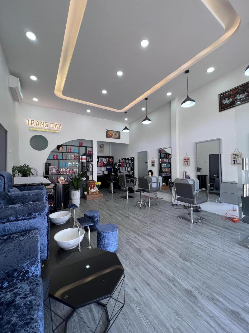 Hairsalon Trang Tây