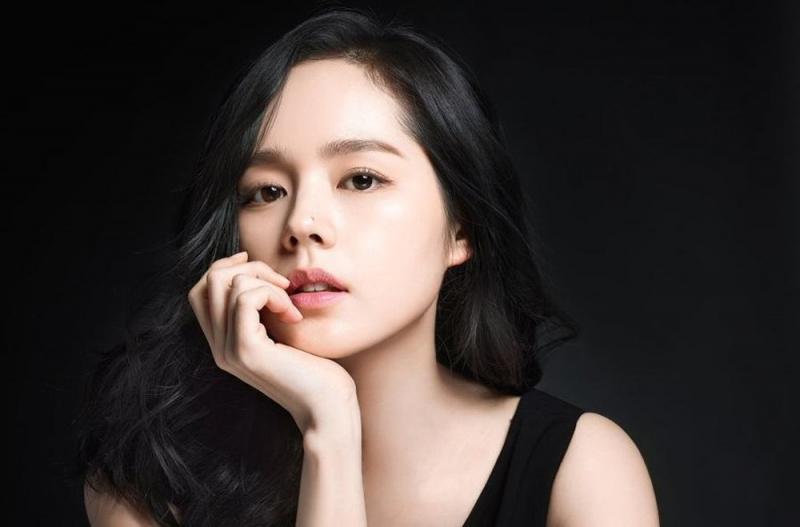 Han Ga In