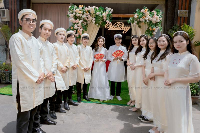 Hanah Bridal