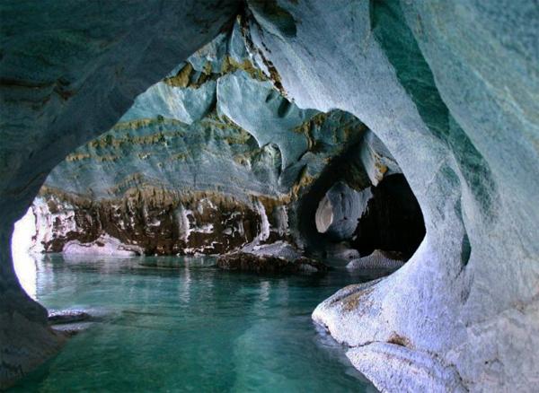 Hang động Marble Cathedral