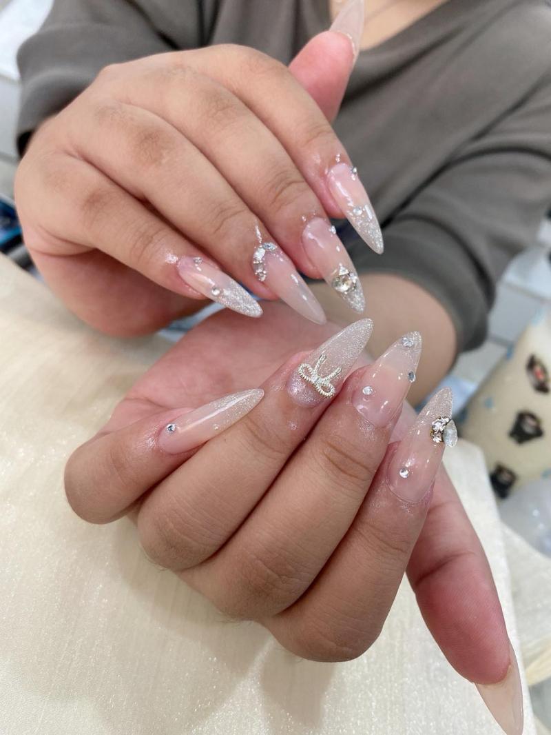 Hạnh nail room
