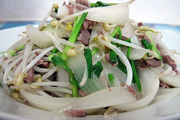 Thịt lợn xào hành tây