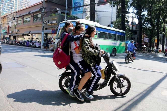 hành vi nguy hiểm thường gặp khi tham gia giao thông Tonghopshare December