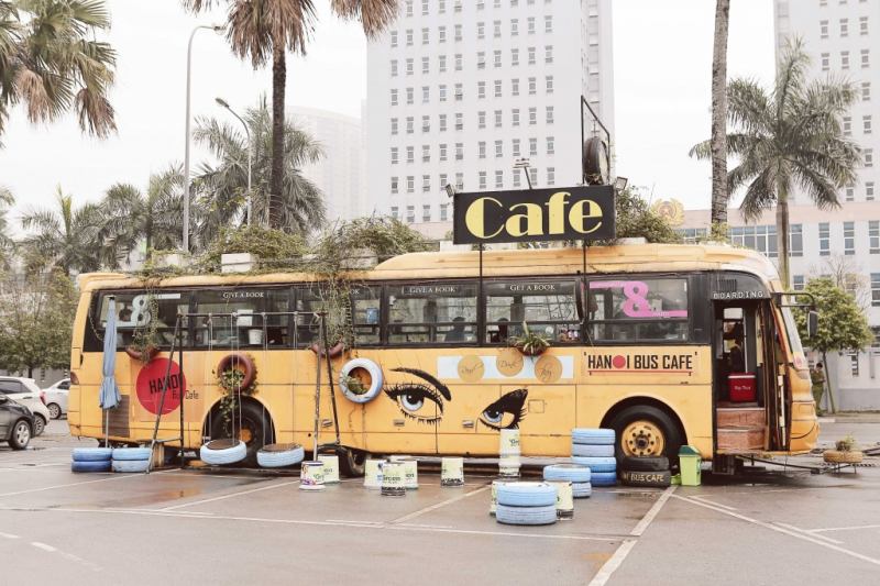 Hanoi Bus Cafe