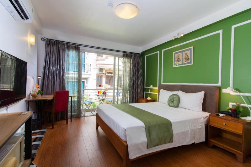 Hanoi Iris Boutique Hotel