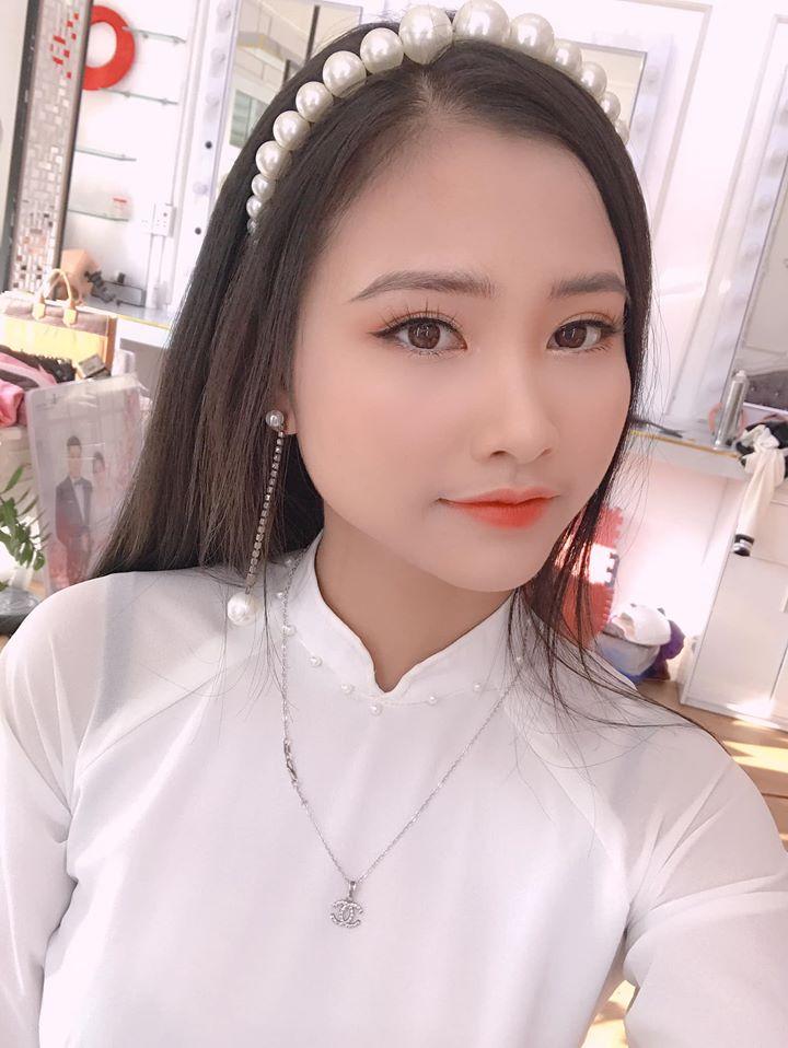 Hậu Còi Make Up & Academy