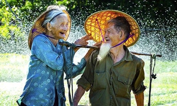 Hạnh phúc là sự quan tâm, yêu thương