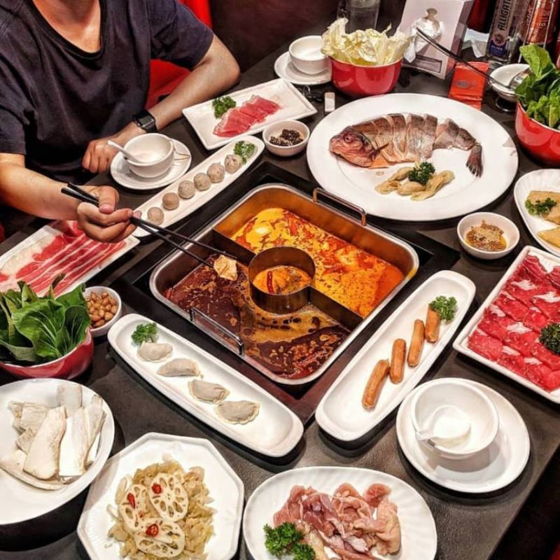 HUTONG - Hot Pot Paradise