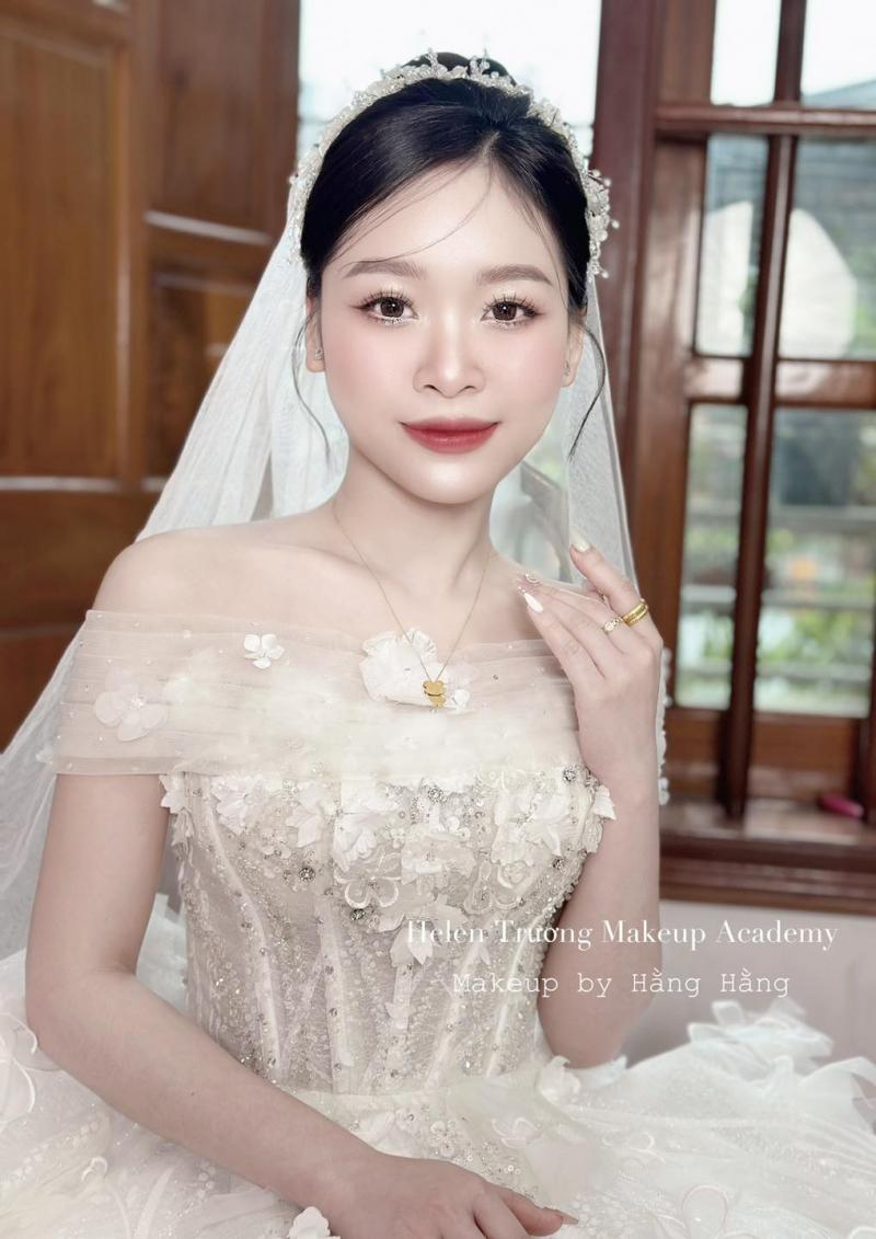 Helen Trương Makeup