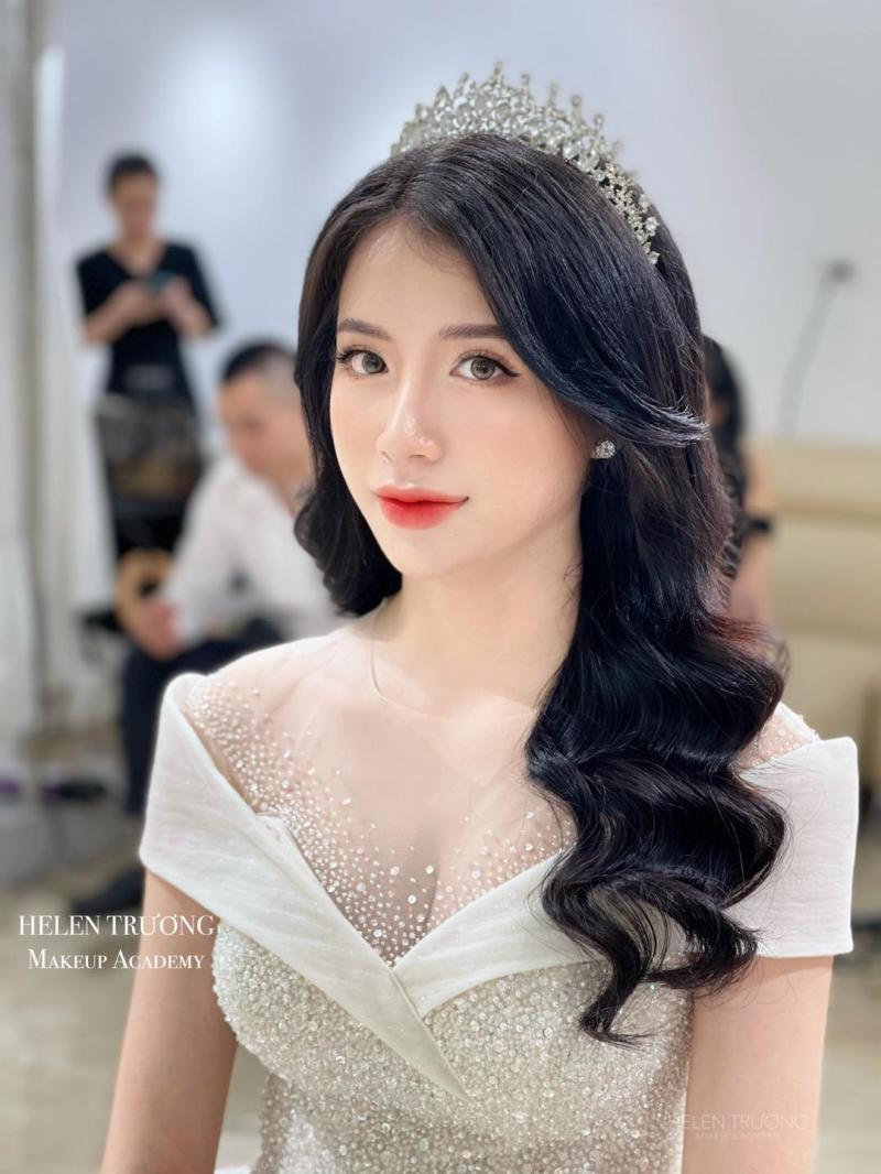 Helen Trương Makeup