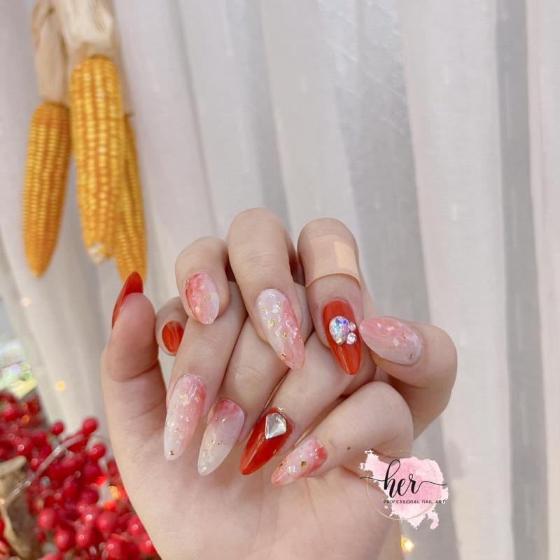 Her.nail có nhiều ưu đãi cho khách hàng