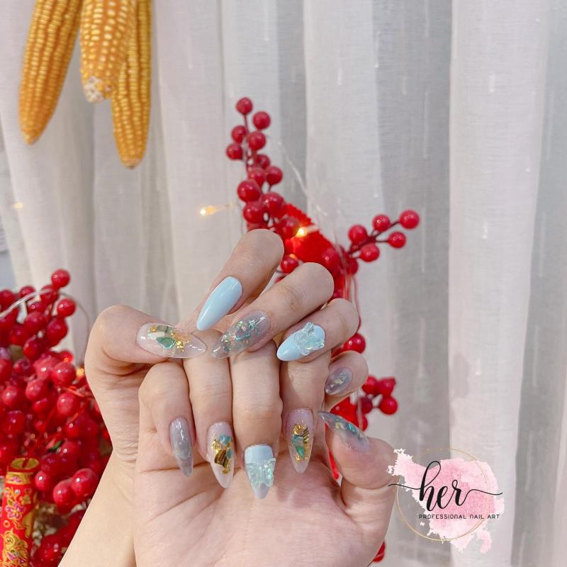 Her.nail có nhiều bảng màu siêu yêu cho các cô nàng từ điệu đà đến cá tính