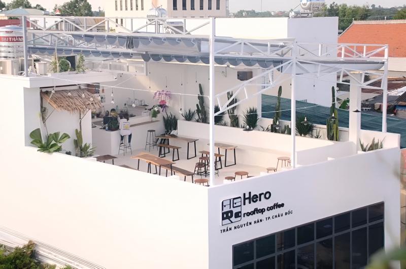 Hero Rooftop Coffee & Billiards