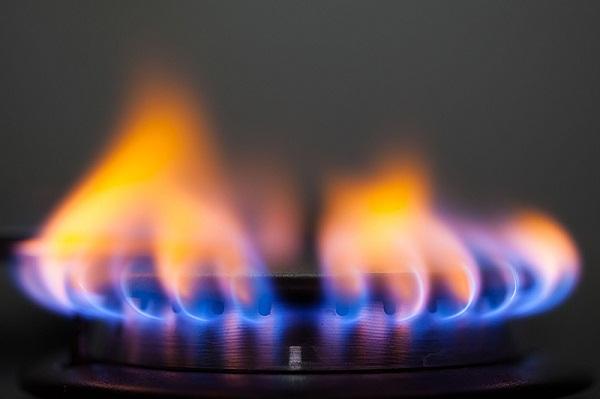 Hiện tượng ngọn lửa bếp gas có màu đỏ