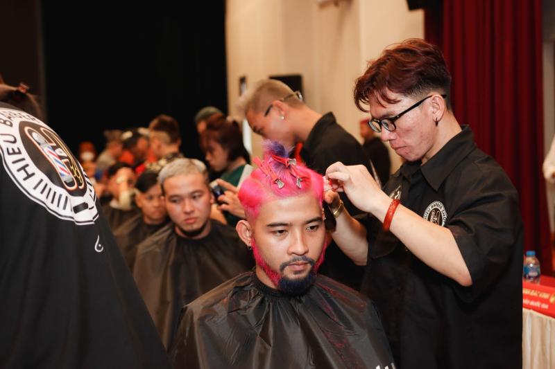 HIẾU BARBER SHOP